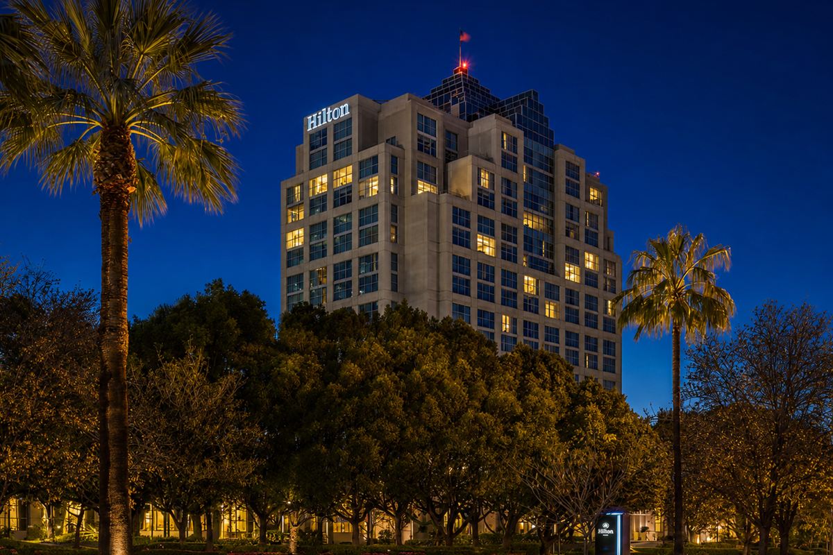 Hilton Glendale hotel exterior at dusk